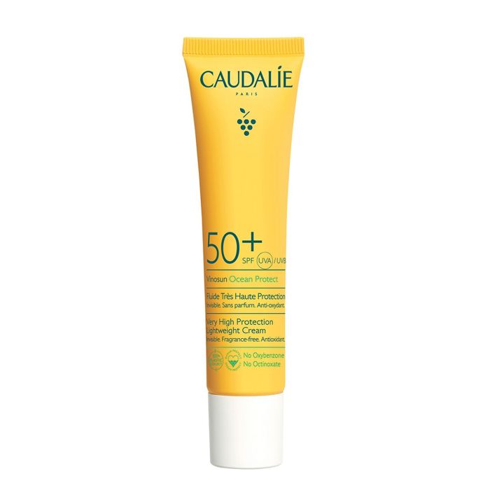 fluide solaire spf50 caudalie vinosun protege et hydrate